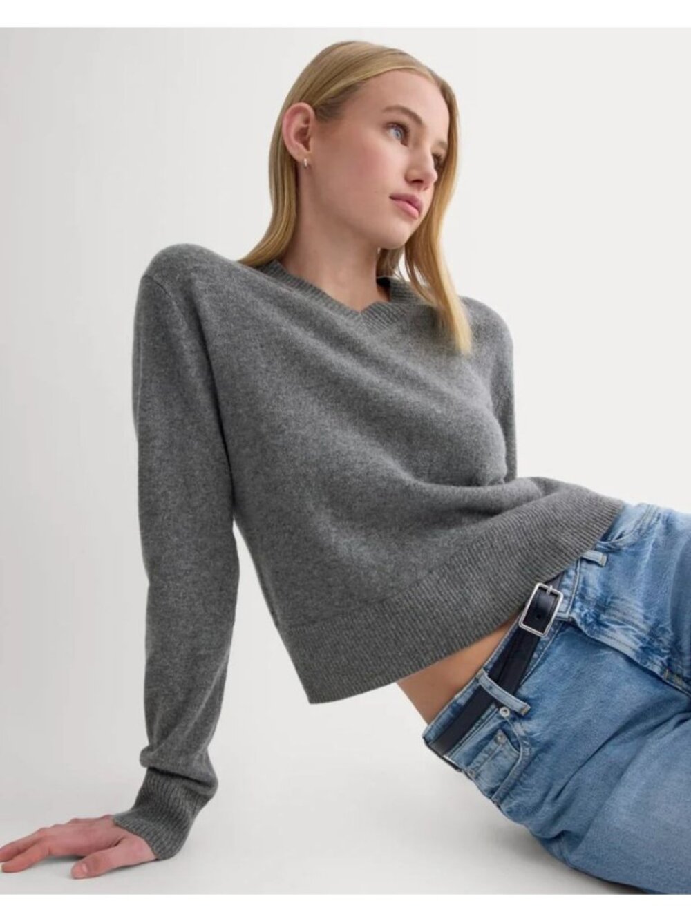 Everlane Cashmere Cropped High-V Sweater Women's Size Medium Charcoal Gray NWT!